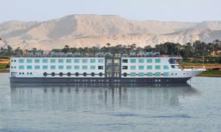 Best time to take a Nile cruise Egypt — sunset over the Nile river